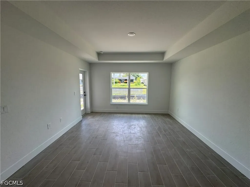 305 SE 2nd Street Cape Coral FL 33990