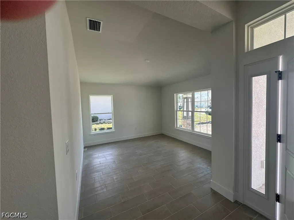 305 SE 2nd Street Cape Coral FL 33990