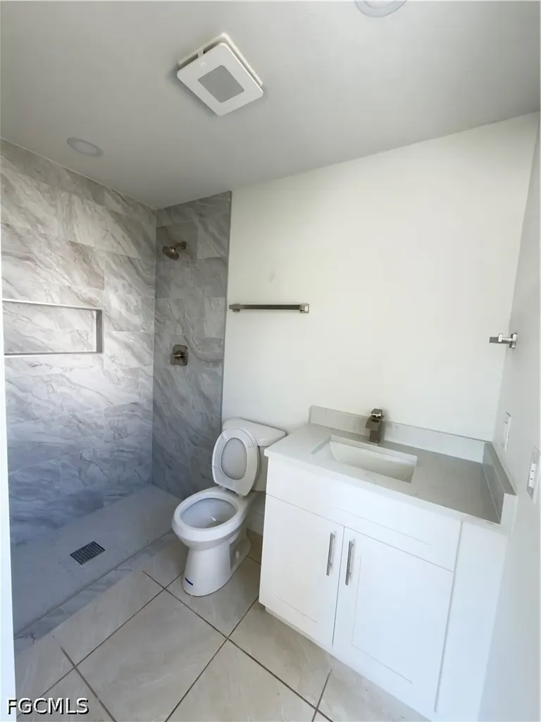 140 SE 17th Terrace Cape Coral FL 33990