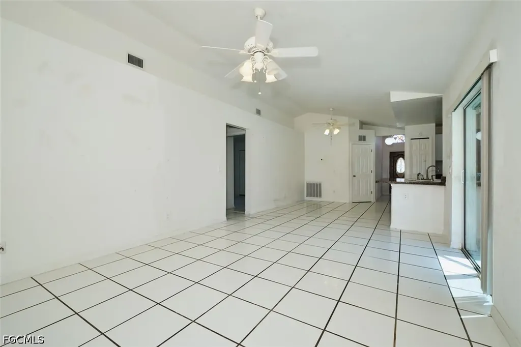 2813 SW 43rd Street Cape Coral FL 33914