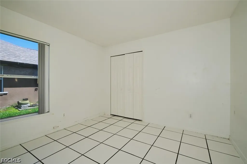 2813 SW 43rd Street Cape Coral FL 33914