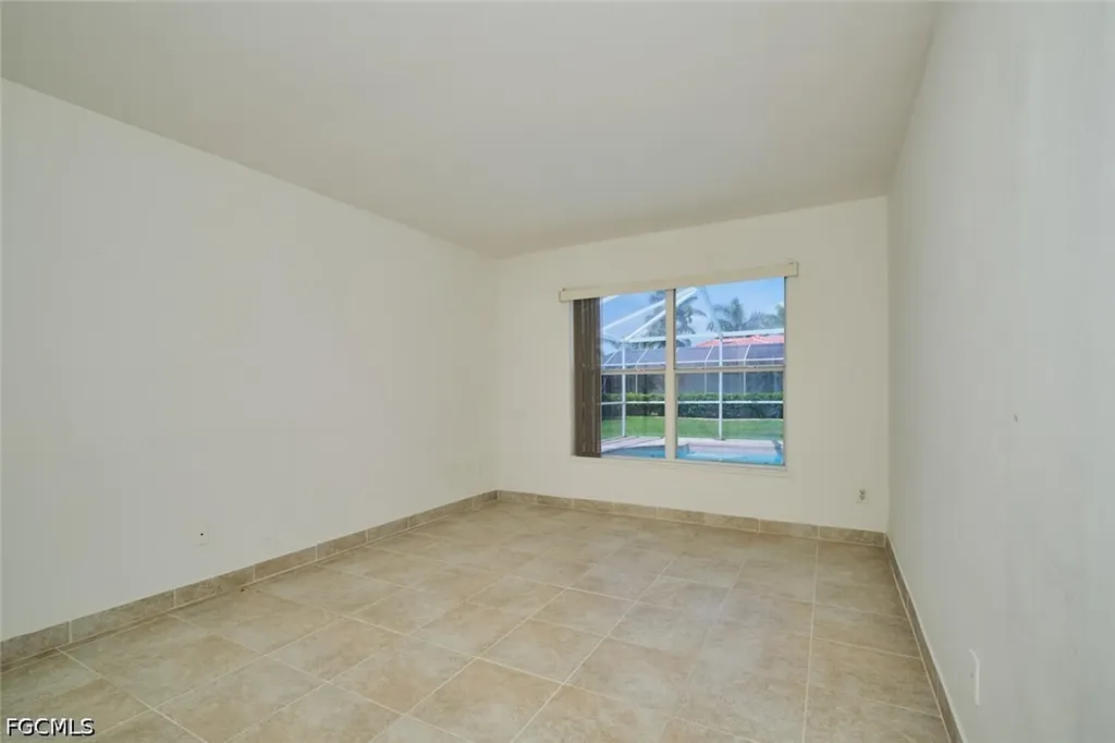 2813 SW 43rd Street Cape Coral FL 33914
