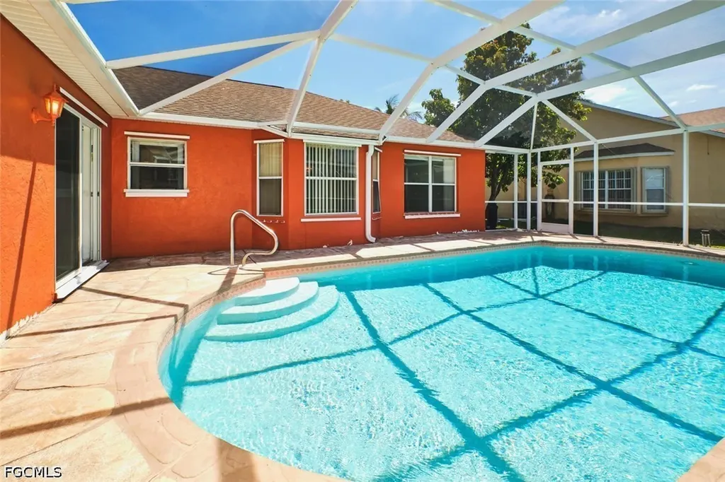 2813 SW 43rd Street Cape Coral FL 33914