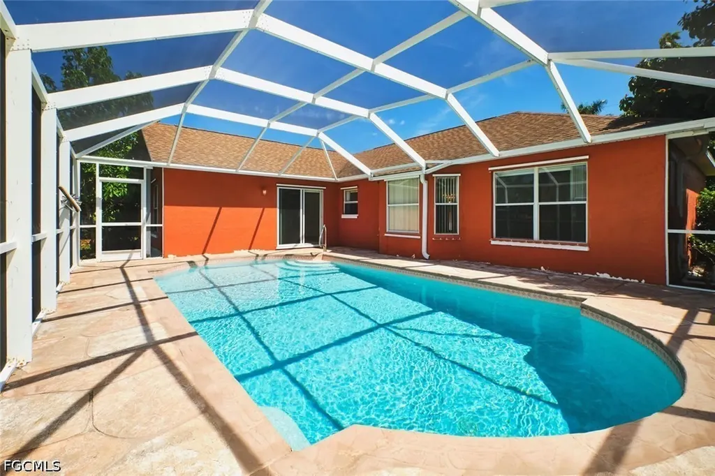 2813 SW 43rd Street Cape Coral FL 33914