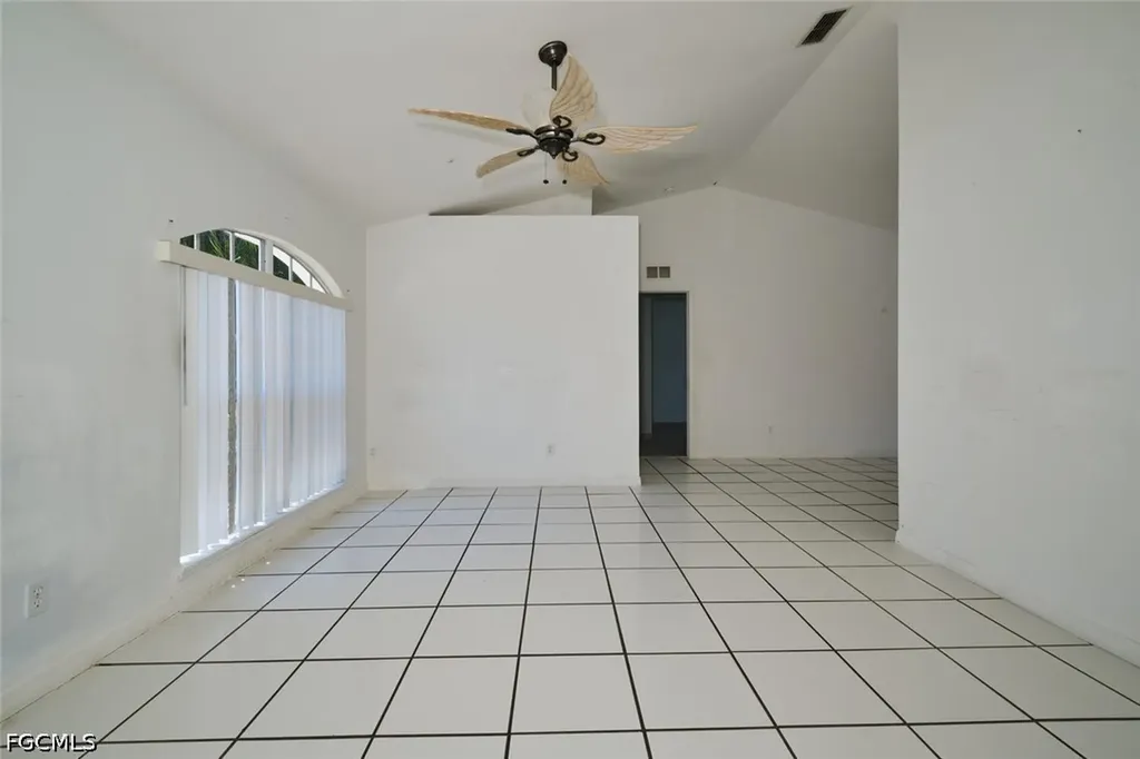 2813 SW 43rd Street Cape Coral FL 33914