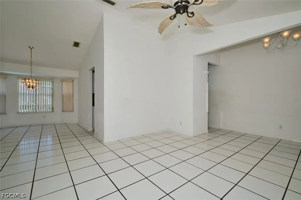2813 SW 43rd Street Cape Coral FL 33914