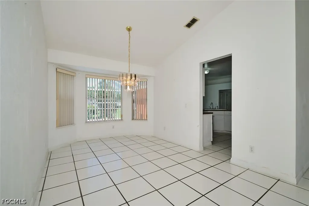 2813 SW 43rd Street Cape Coral FL 33914