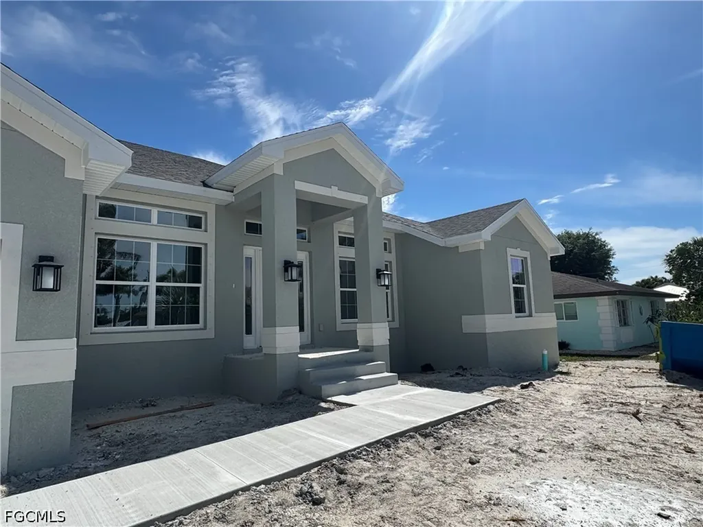 234 SE 44th Terrace Cape Coral FL 33904