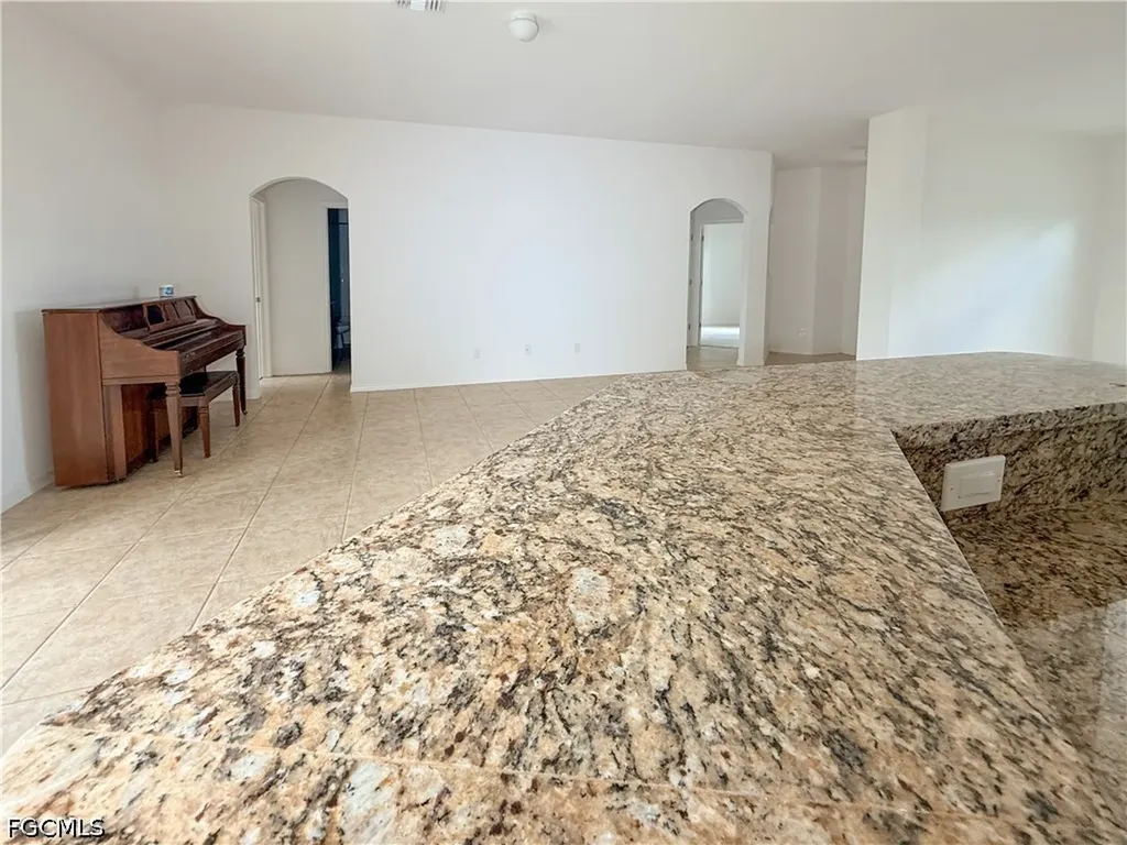1121 SW 25th Street Cape Coral FL 33914