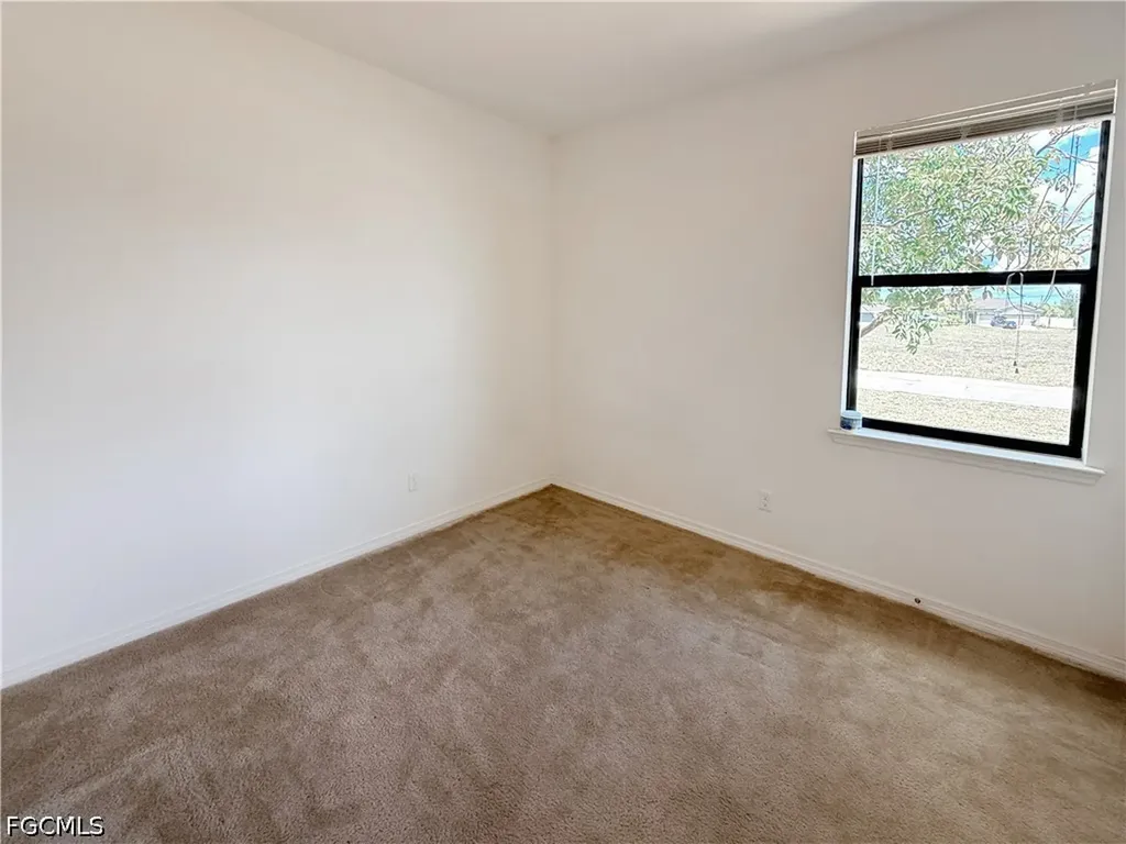 1121 SW 25th Street Cape Coral FL 33914