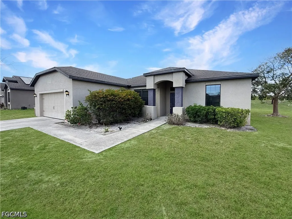 1121 SW 25th Street Cape Coral FL 33914