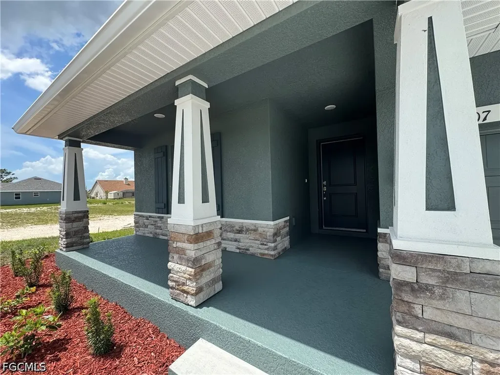 4007 NW 20th Street Cape Coral FL 33993