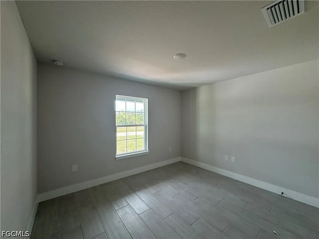 4007 NW 20th Street Cape Coral FL 33993