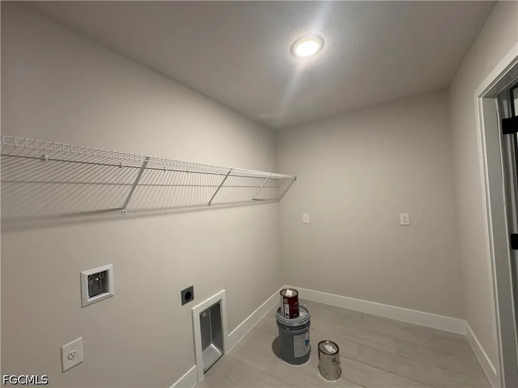 4007 NW 20th Street Cape Coral FL 33993