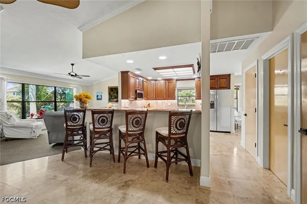 1422 SW 4th Avenue Cape Coral FL 33991