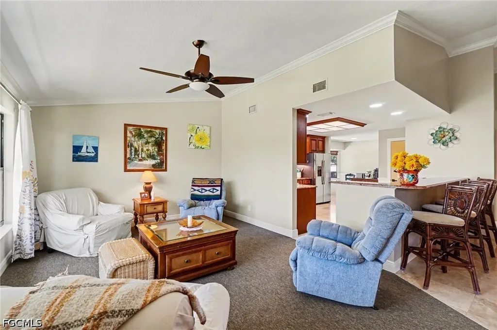 1422 SW 4th Avenue Cape Coral FL 33991