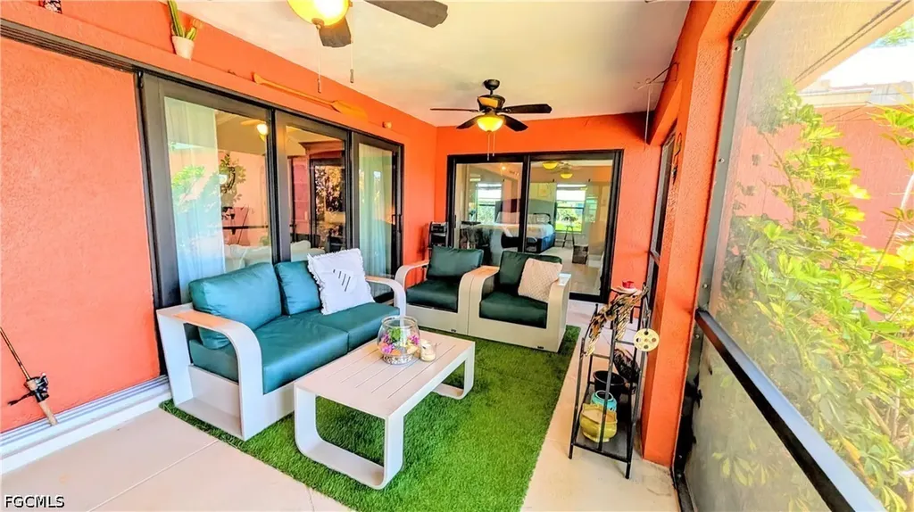 1422 SW 4th Avenue Cape Coral FL 33991