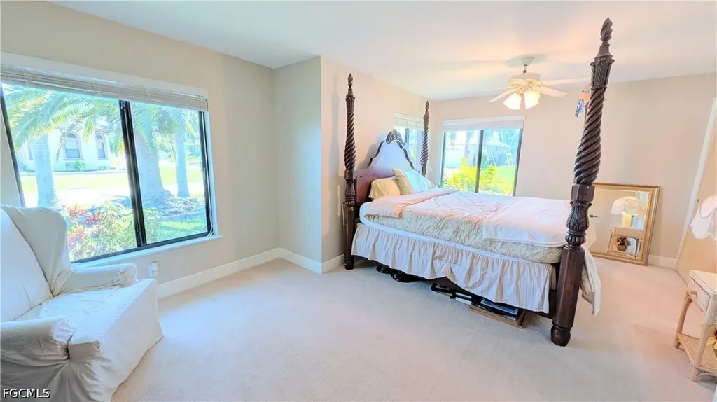 1422 SW 4th Avenue Cape Coral FL 33991