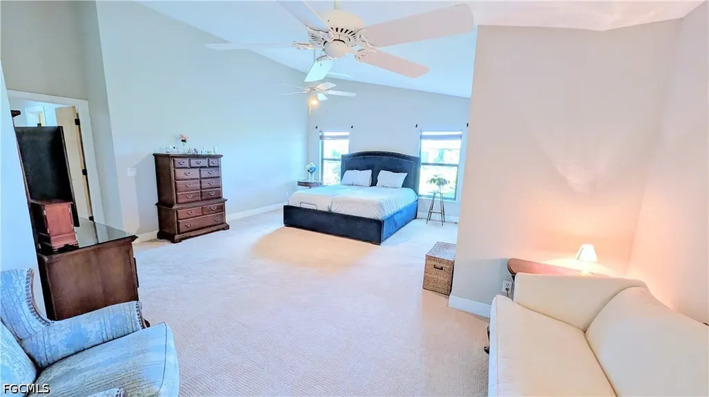 1422 SW 4th Avenue Cape Coral FL 33991