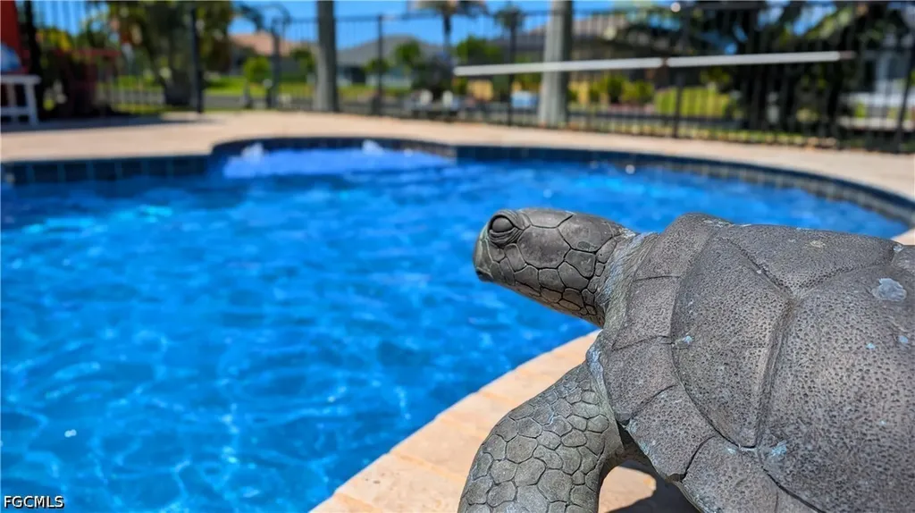 1422 SW 4th Avenue Cape Coral FL 33991