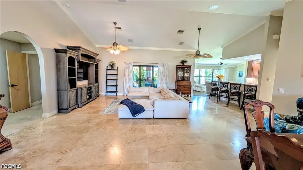 1422 SW 4th Avenue Cape Coral FL 33991