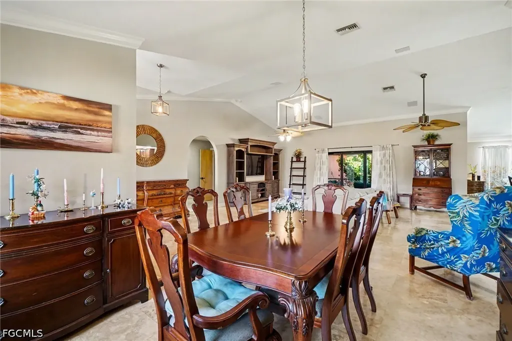 1422 SW 4th Avenue Cape Coral FL 33991