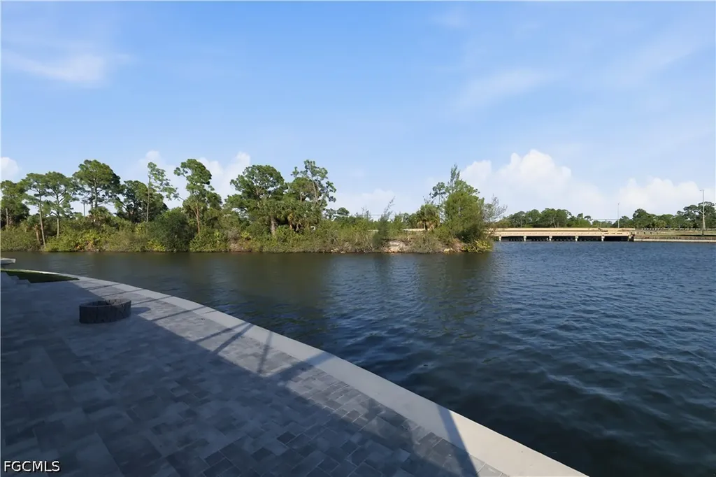 2301 NW 32nd Place Cape Coral FL 33993