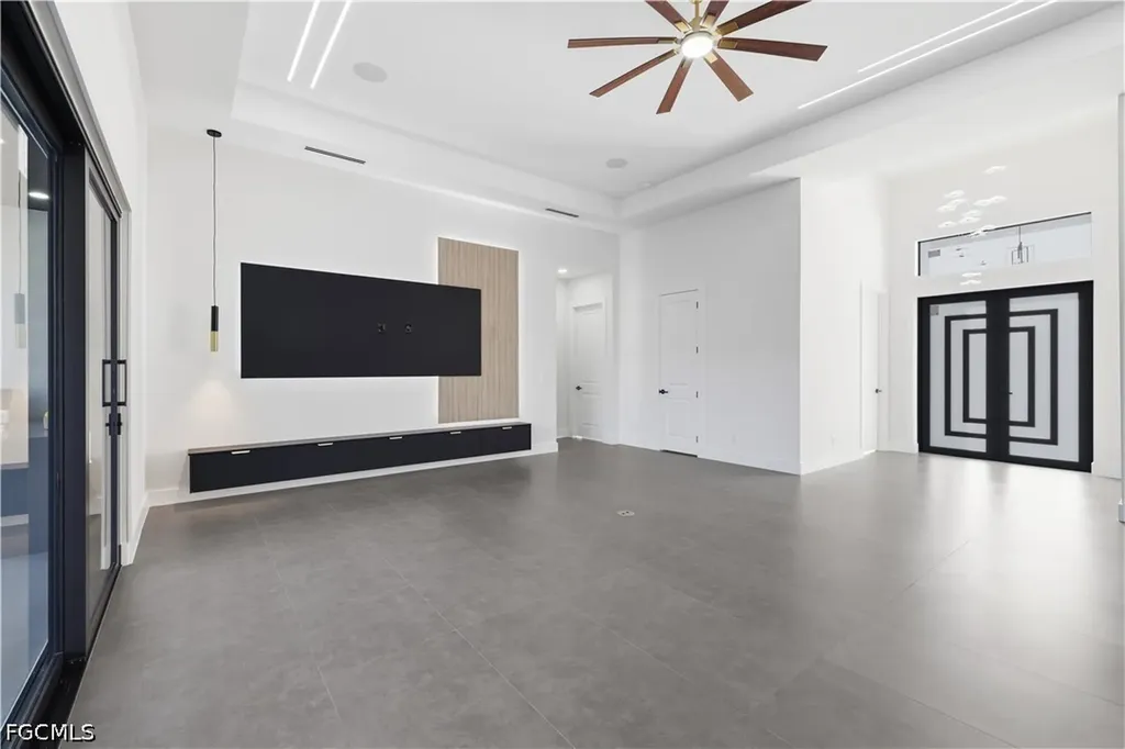 2301 NW 32nd Place Cape Coral FL 33993