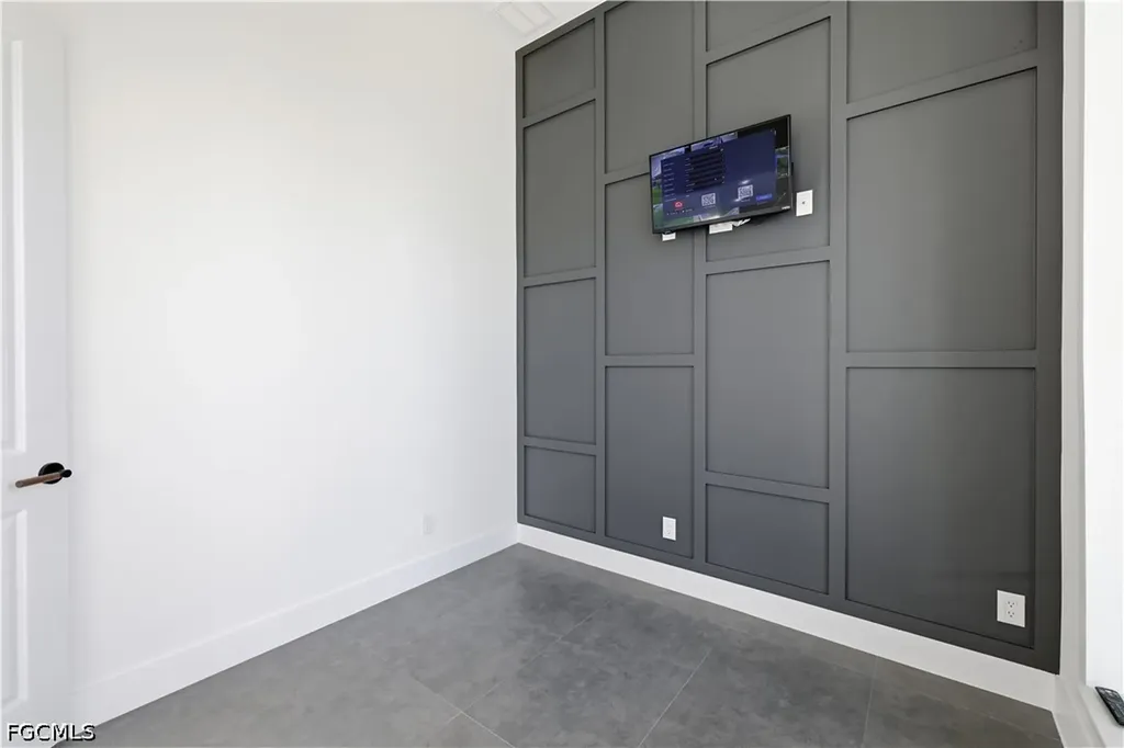 2301 NW 32nd Place Cape Coral FL 33993