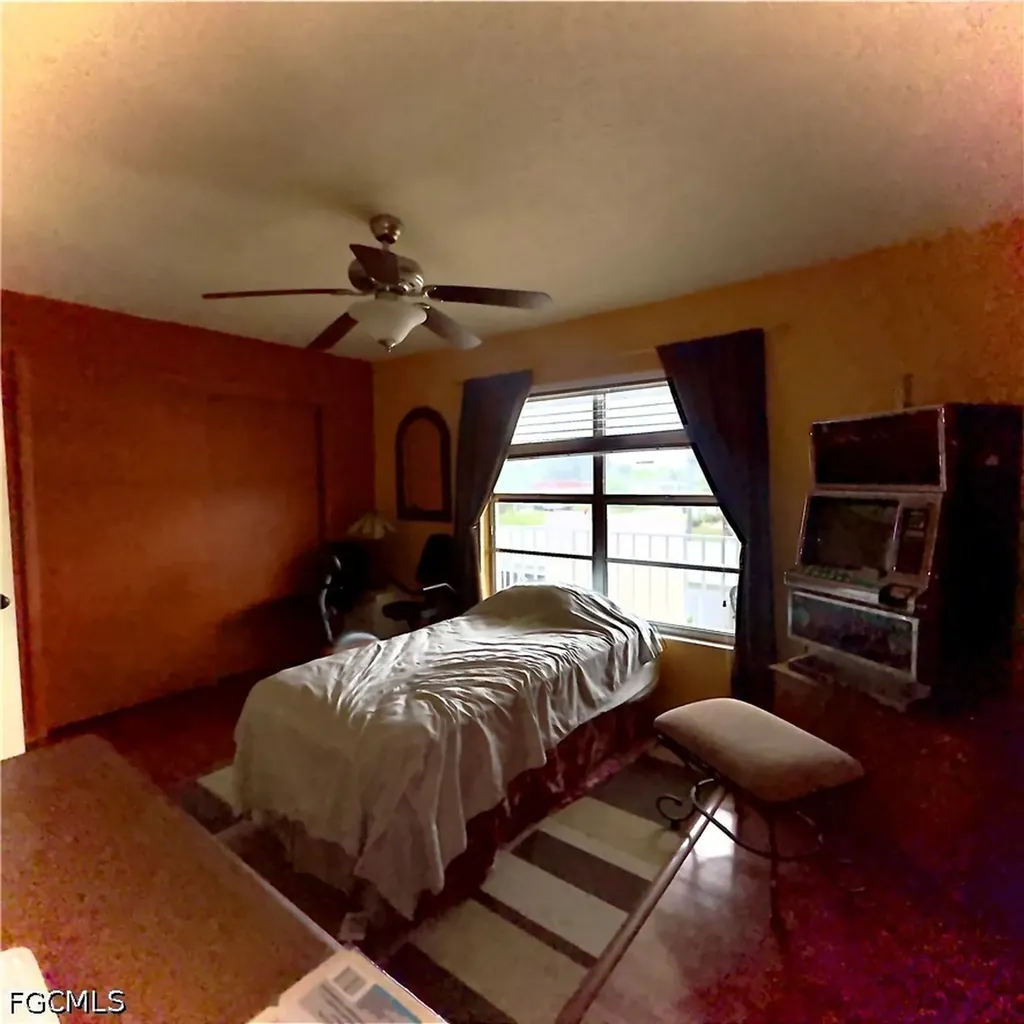 1414 SE 46th Street Cape Coral FL 33904