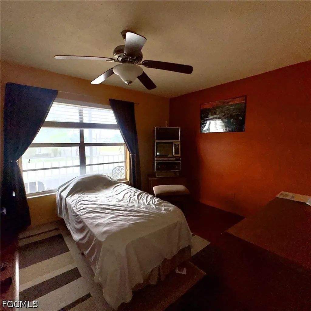 1414 SE 46th Street Cape Coral FL 33904