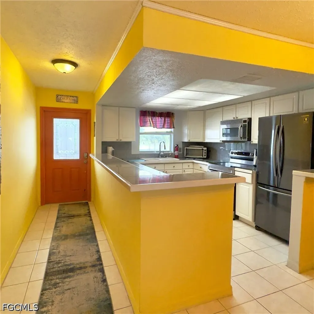 1414 SE 46th Street Cape Coral FL 33904