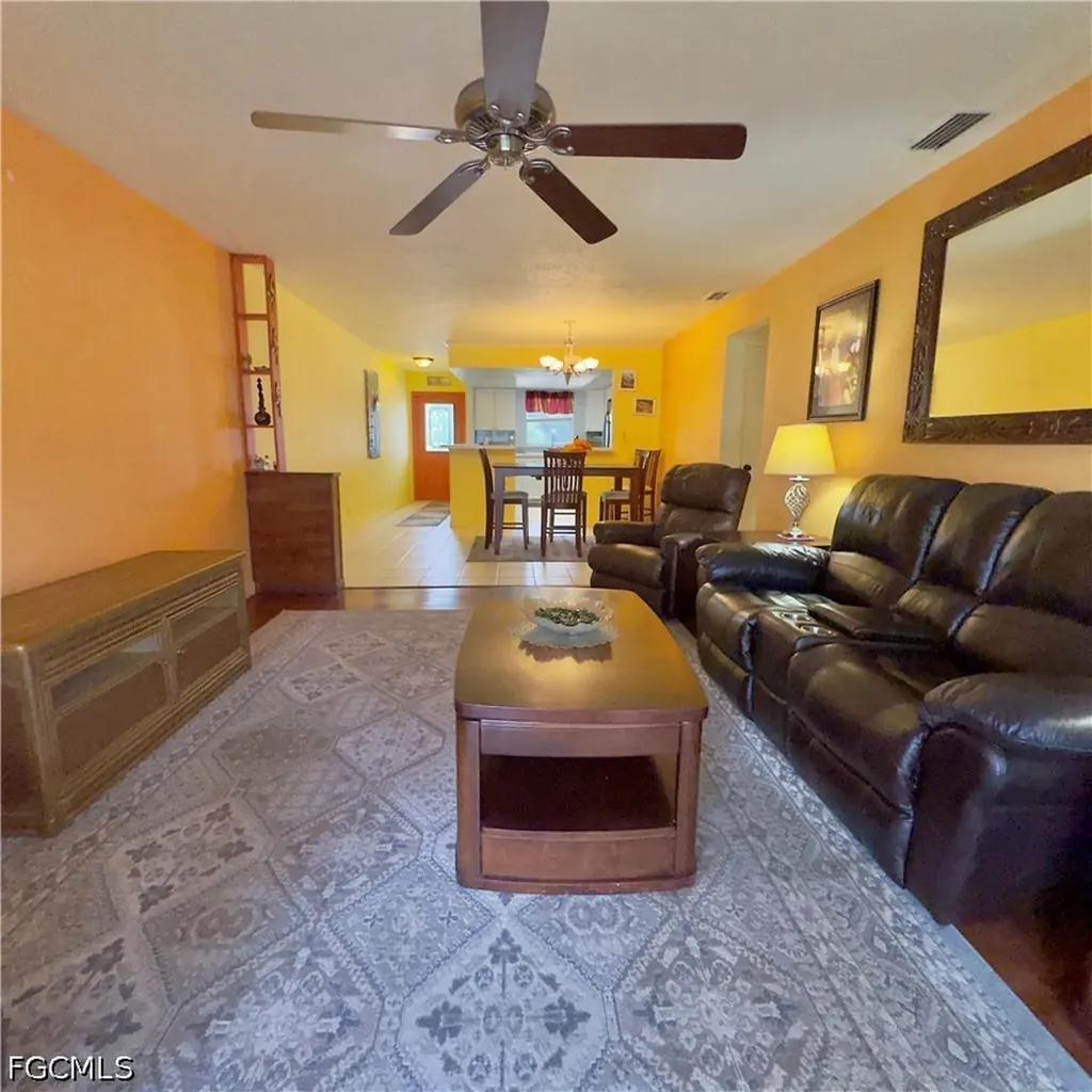 1414 SE 46th Street Cape Coral FL 33904