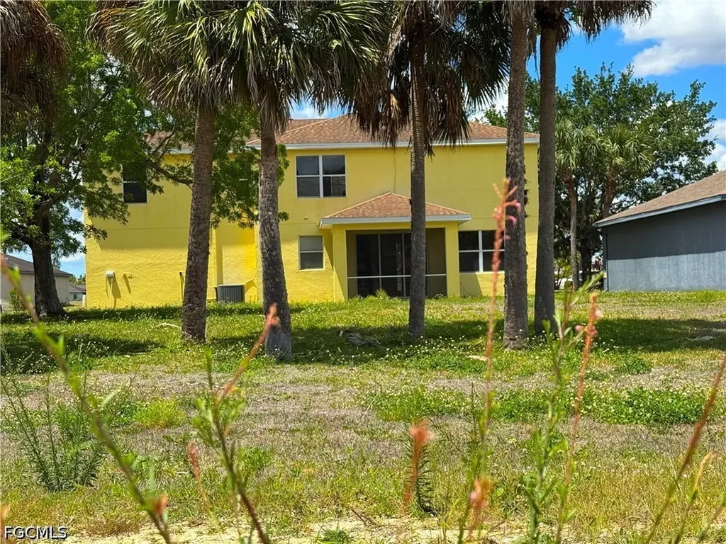 117 Shadow Lakes Drive Lehigh Acres FL 33974