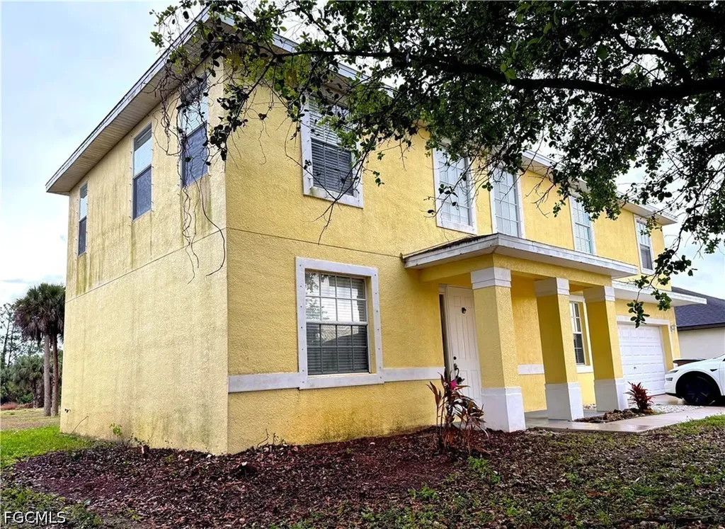 117 Shadow Lakes Drive Lehigh Acres FL 33974