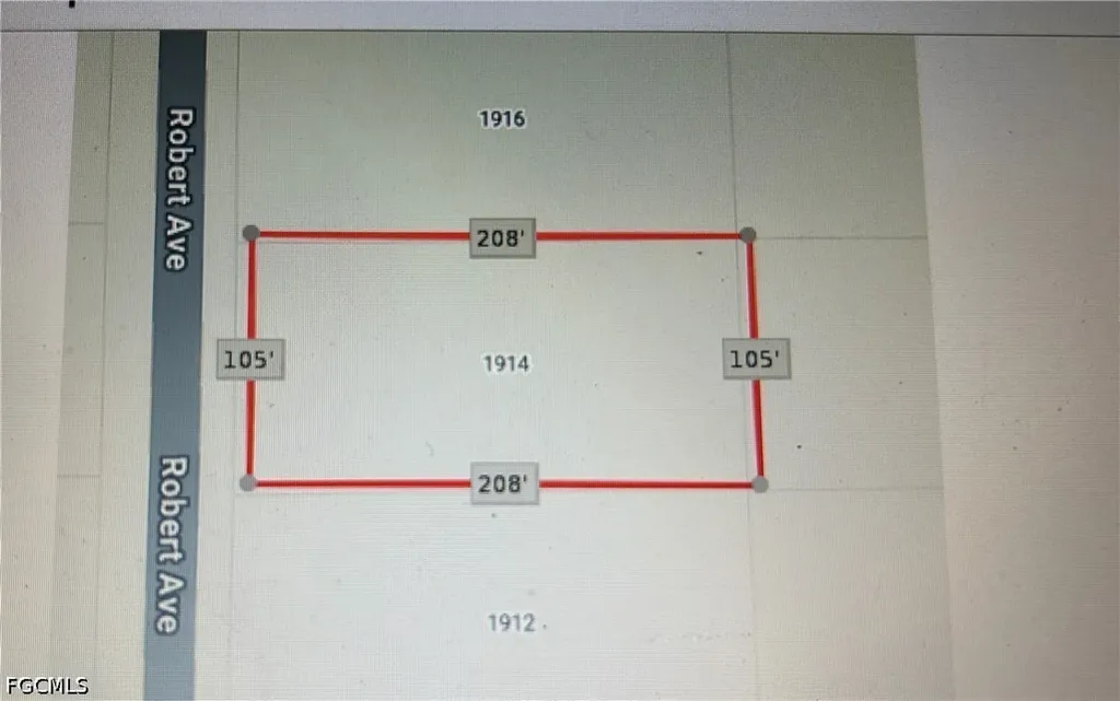 1914 Robert Avenue Lehigh Acres FL 33972