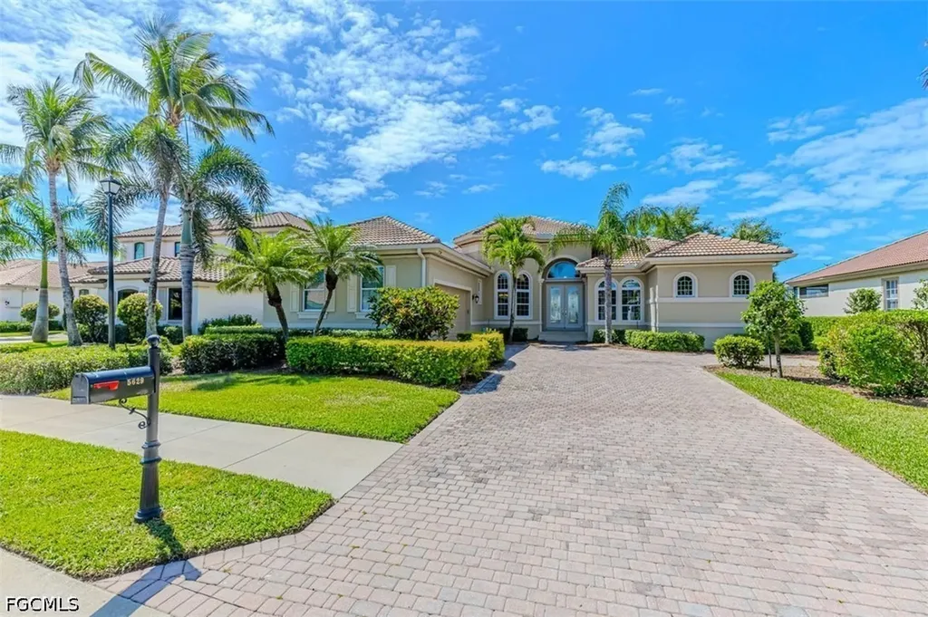 5629 Whispering Willow Way Fort Myers FL 33908