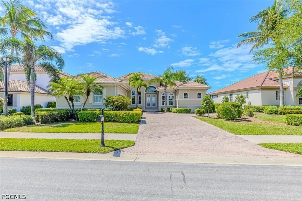 5629 Whispering Willow Way Fort Myers FL 33908