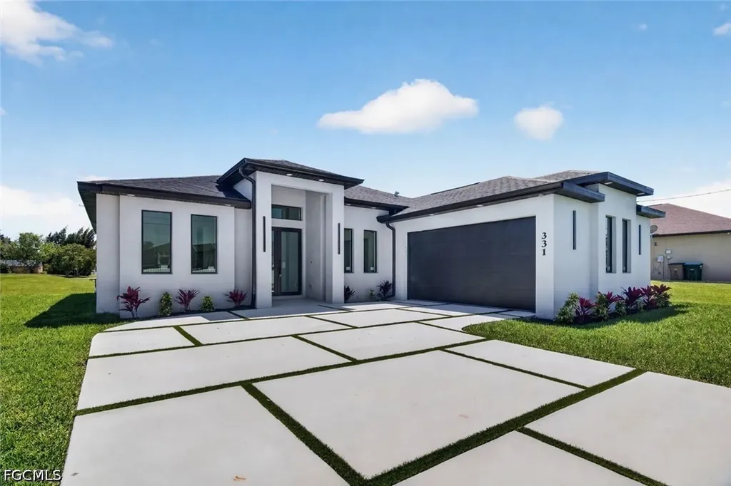 331 NE 15th Street Cape Coral FL 33909