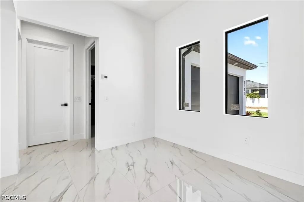 331 NE 15th Street Cape Coral FL 33909