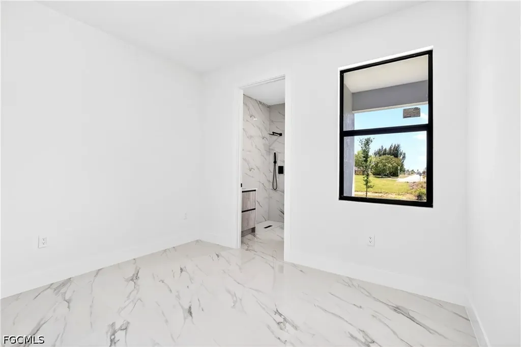 331 NE 15th Street Cape Coral FL 33909