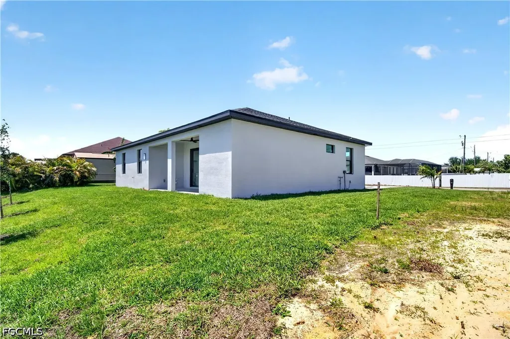 331 NE 15th Street Cape Coral FL 33909