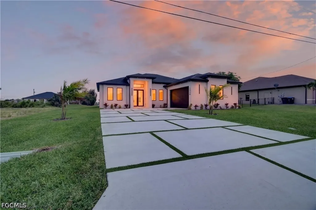 331 NE 15th Street Cape Coral FL 33909