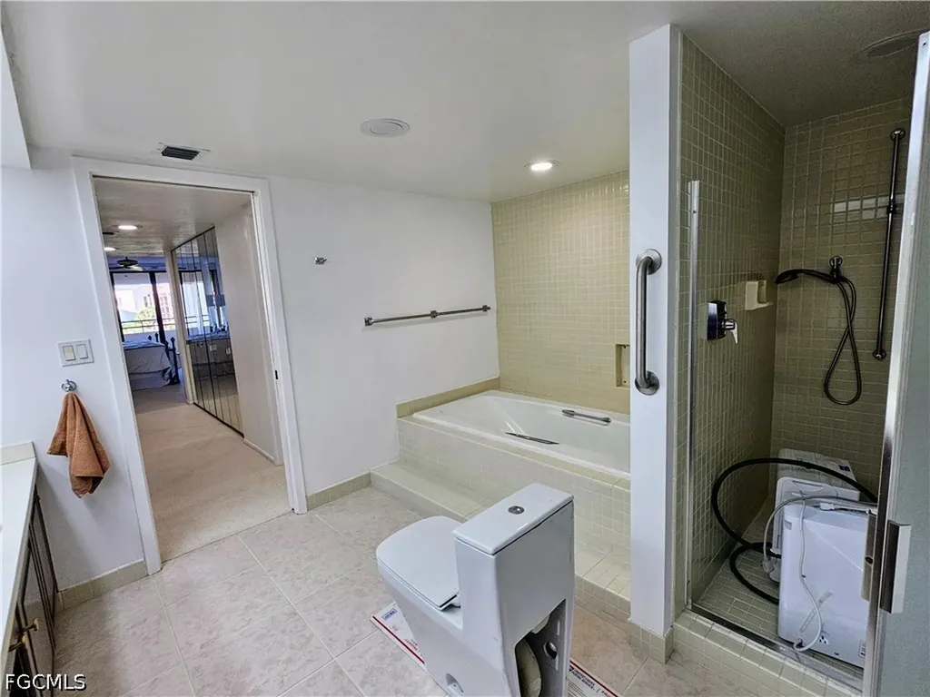 5260 S Landings Drive Fort Myers FL 33919