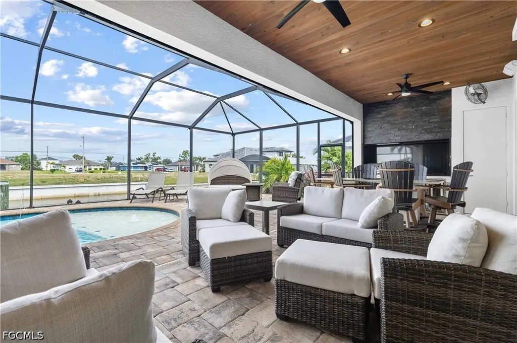 1431 SW 40th Terrace Cape Coral FL 33914
