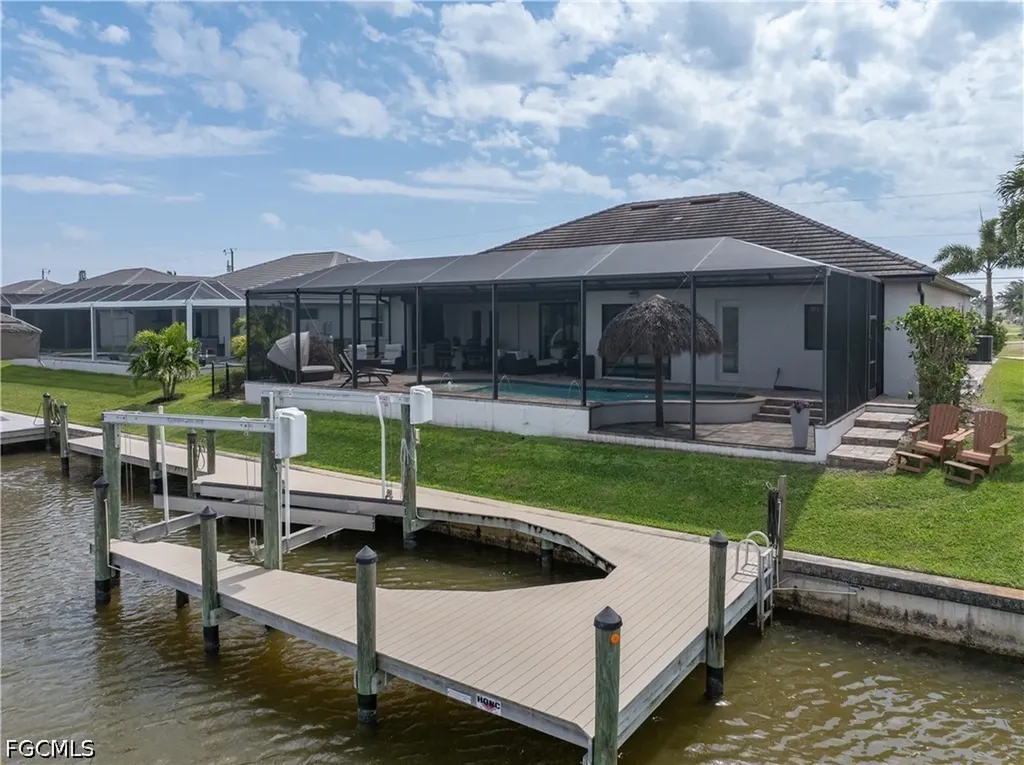1431 SW 40th Terrace Cape Coral FL 33914