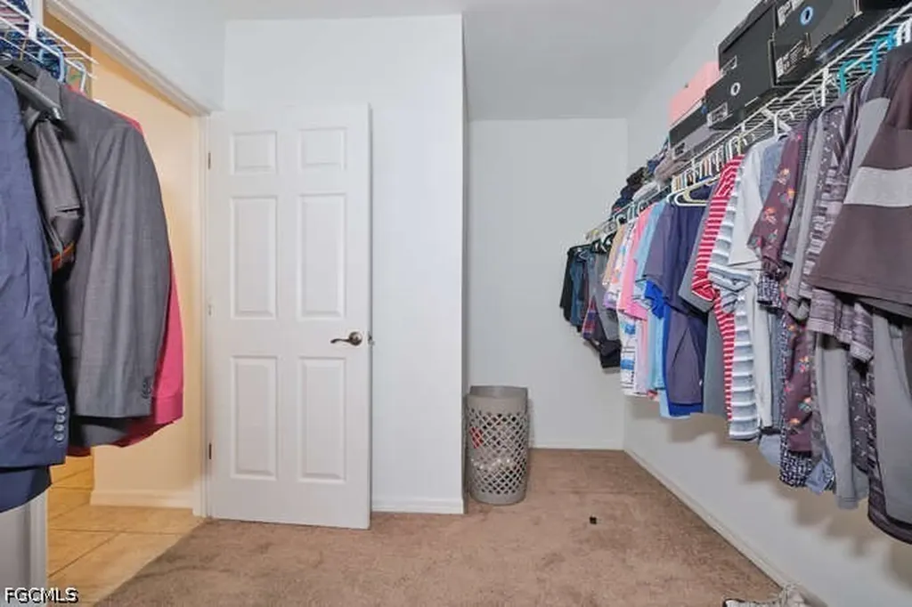 135 SW 31st Street Cape Coral FL 33914
