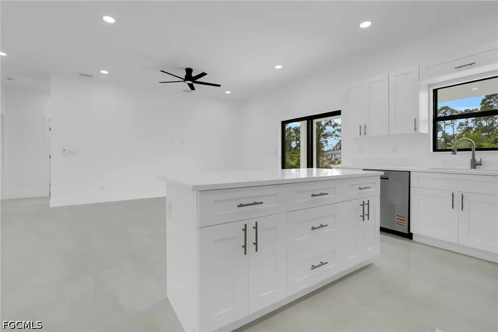586 Genoa Avenue S Lehigh Acres FL 33974