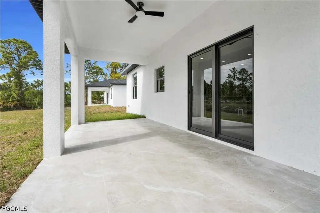 586 Genoa Avenue S Lehigh Acres FL 33974