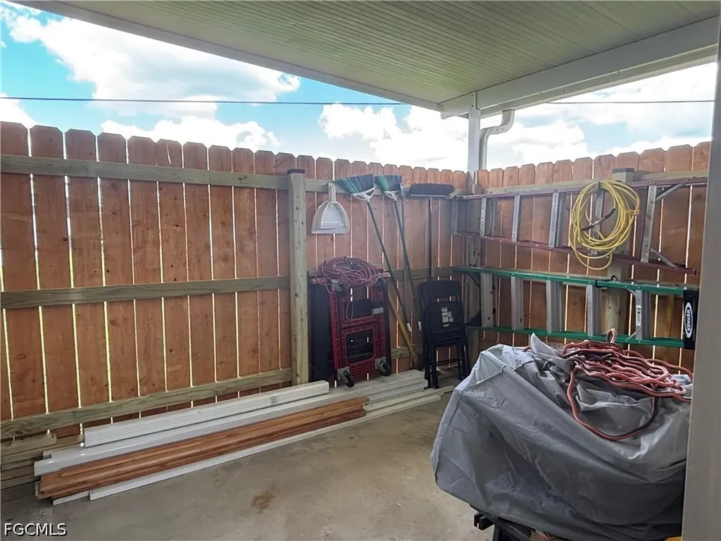 135 Chisholm Trail North Fort Myers FL 33917